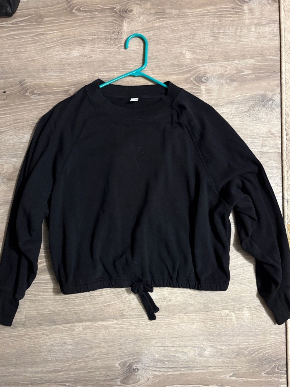 Old Navy Black Drawstring Hem Long Sleeve Top